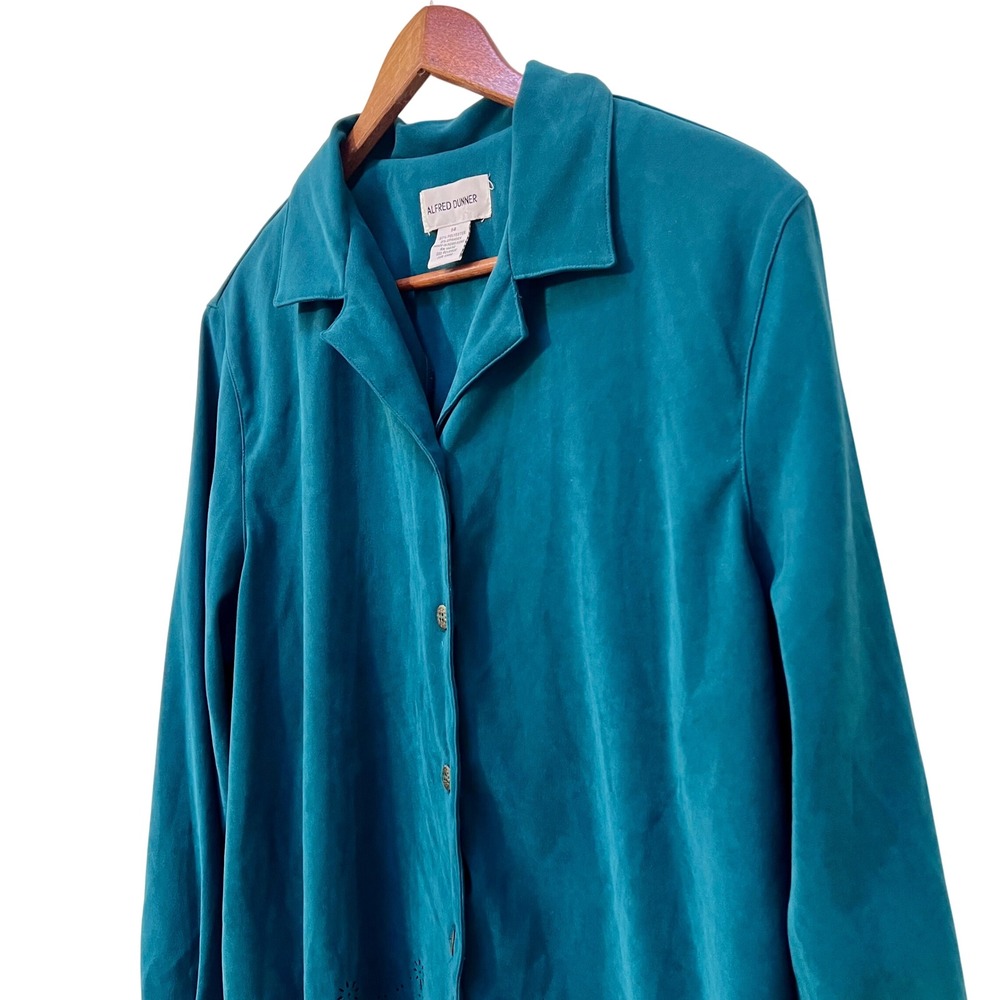 Alfred Dunner Women Teal Blue Button Down Shirt Eyelet Trim Long Sleeve Size 14‎ - Picture 2 of 7